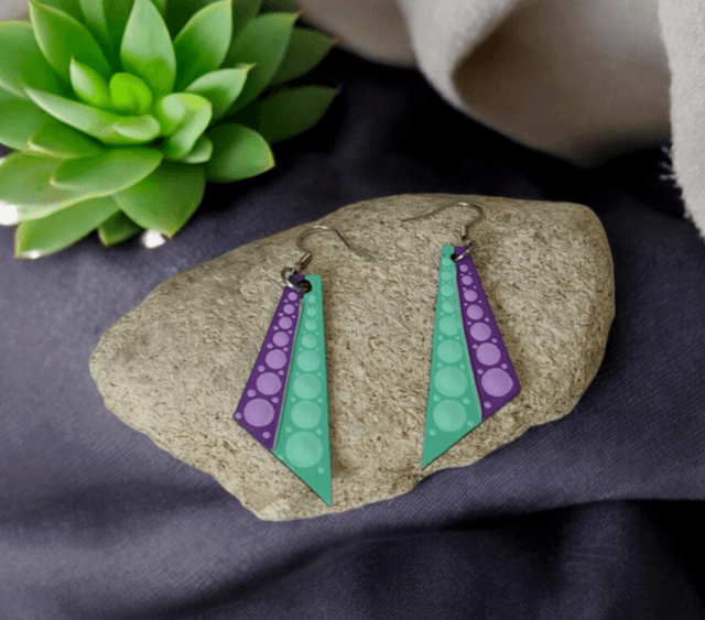 90's triangle