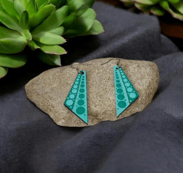 90's triangle